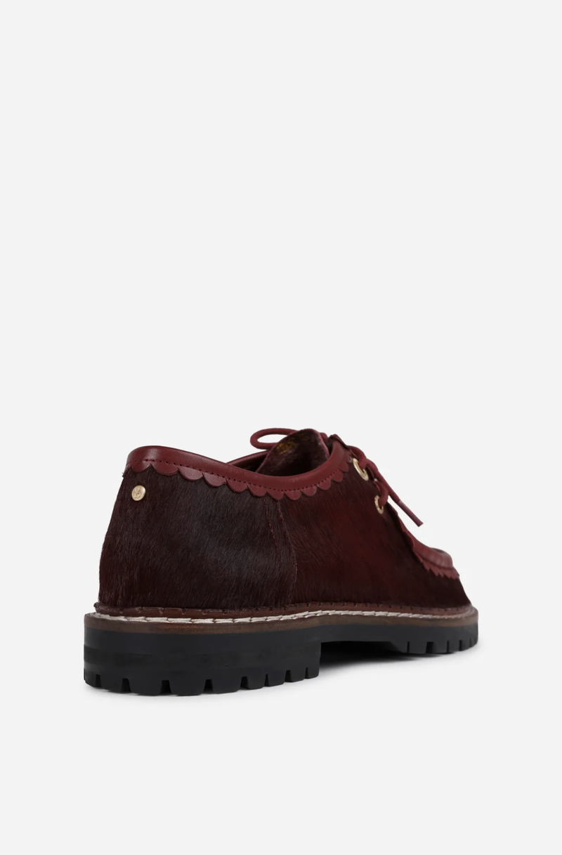 Soraya in Oxblood
