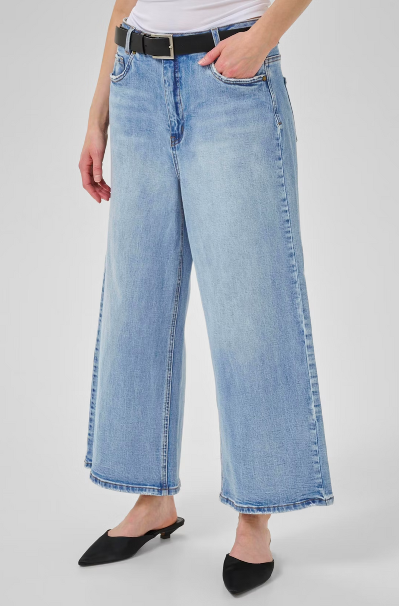 Alama Jeans