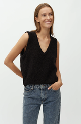 Sophina Vest