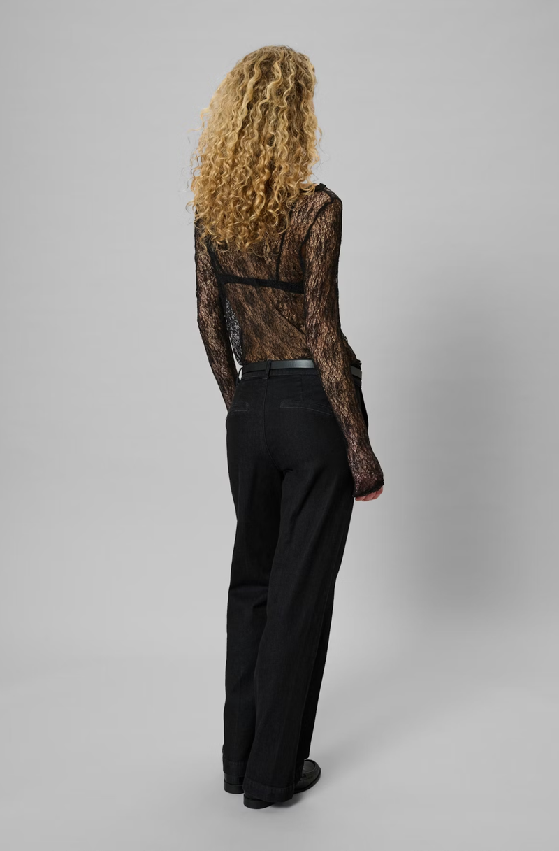 Rita Boat Neck Black