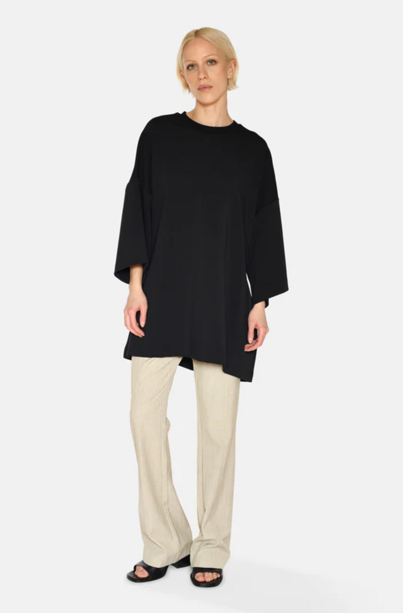 Norah Premium Sweatshirt Tee Black