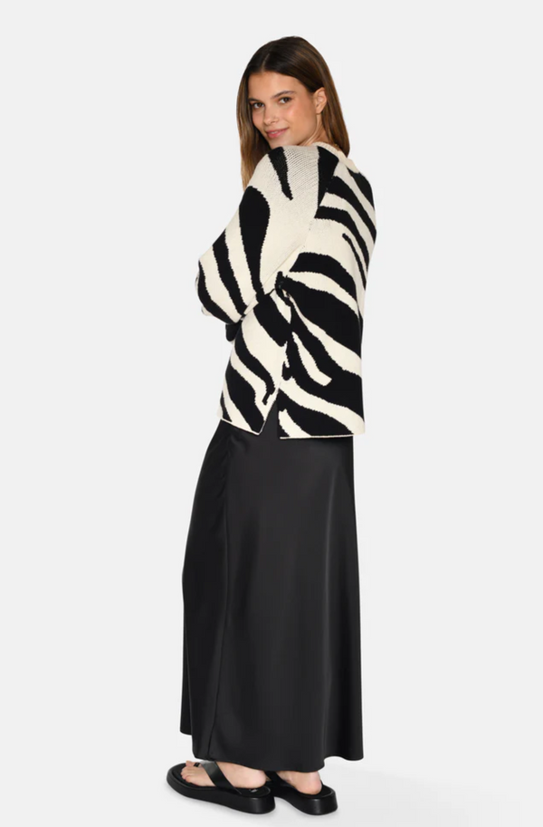 Dania Jumper Black