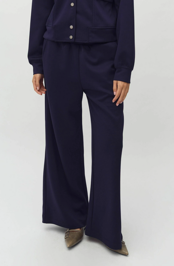 Asaka Jogger Trousers