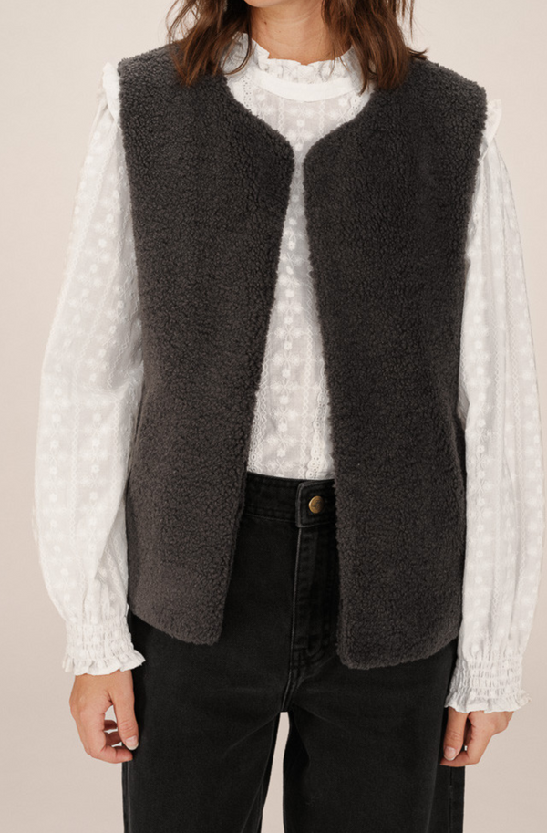 Sinatra Vest