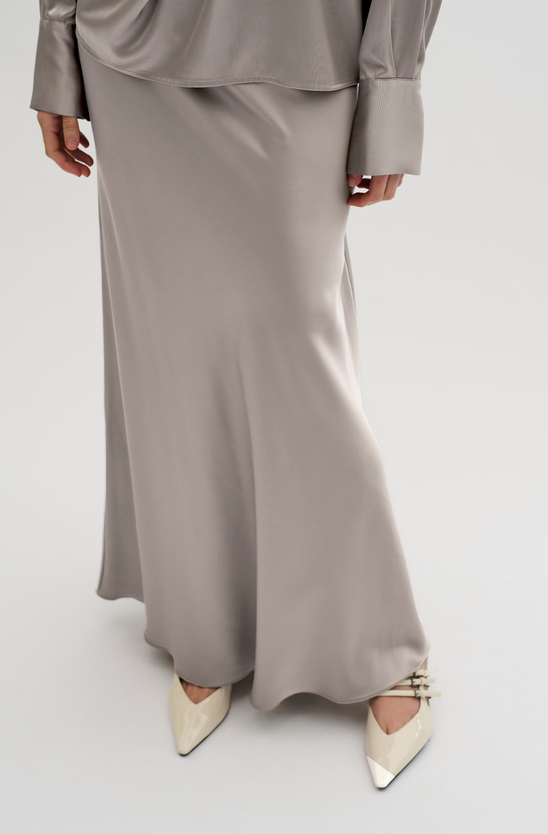 Thorun Skirt