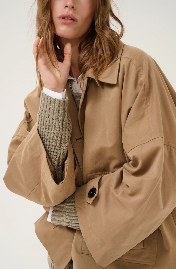 Lyon Short Trench