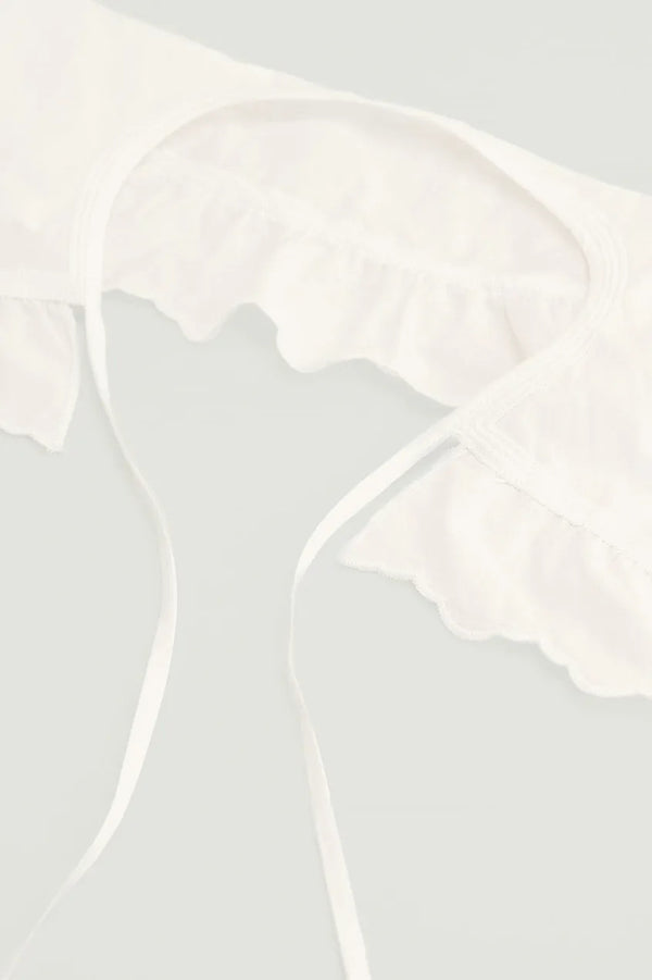 Small Frill Organic Collar